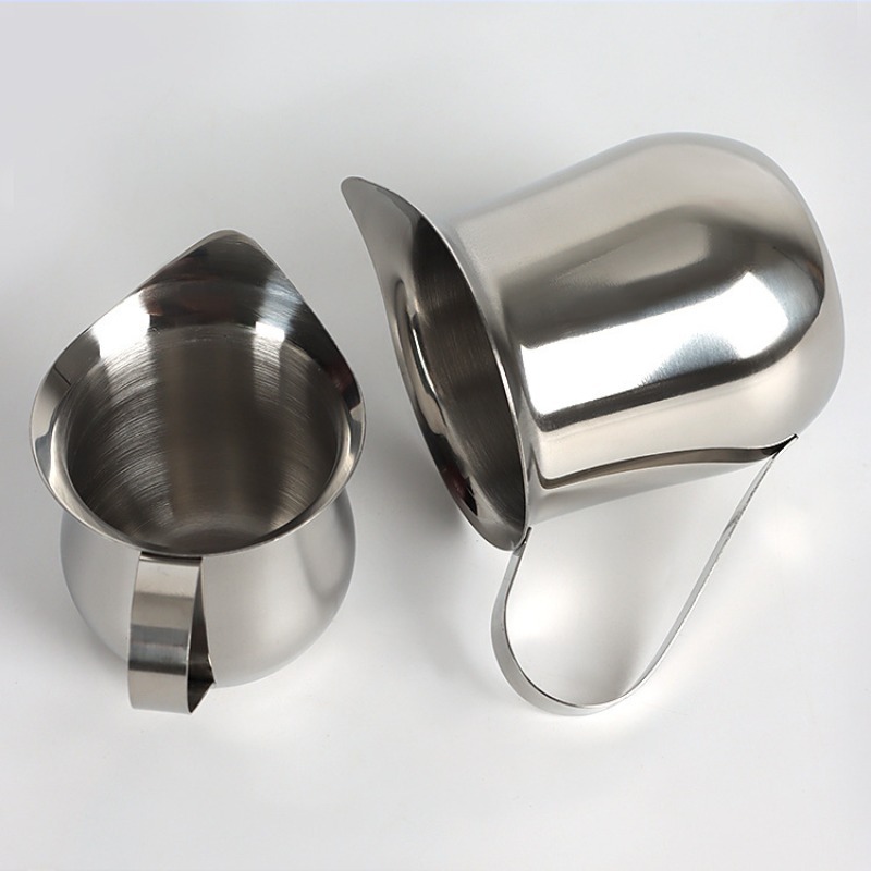 Nuova Tazza per Montare il Lat - Pour Spout Pitcher recensione e prezzo
